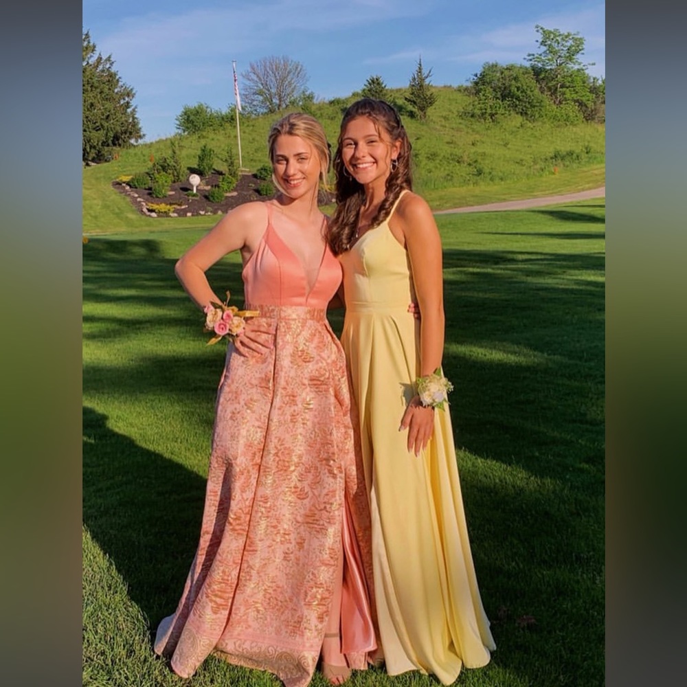 Yellow dress